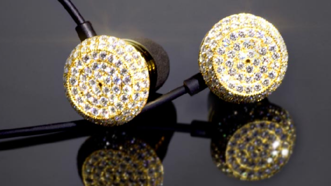 Modelo de auriculares Lux Listen HD