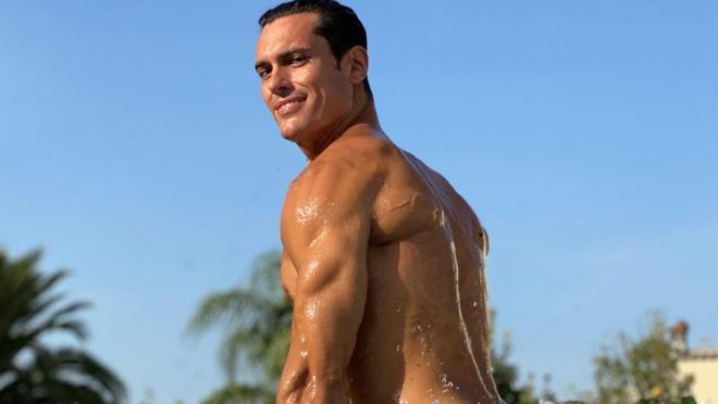 Incluye un menú con superávit calórico