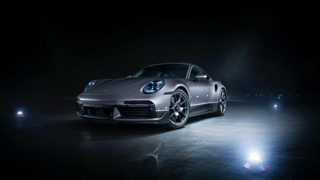 Imagen del Porsche 911 Turbo S del pack The Duet