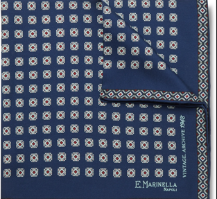Pañuelo estampado de E Marinella (Precio: 200 euros)