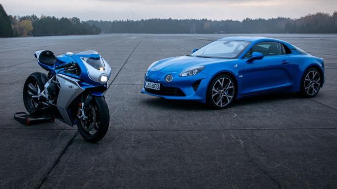 Esta moto está inspirada en el A110 de Alpine