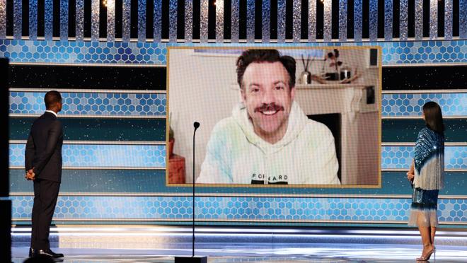 Sudeikis lució orgulloso su sudadera