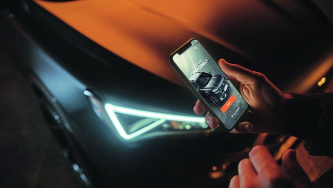 Su sistema Full Link incluyo Apple CarPlay y Android Auto