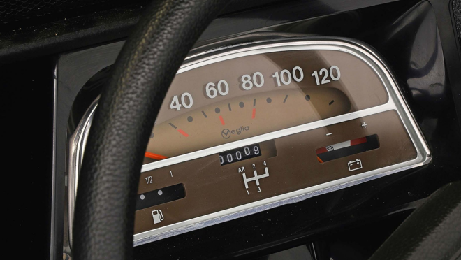 El odómetro de esta unidad solo marca 9 kilómetros