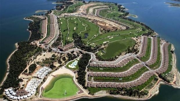 Adiós a Marina Isla de Valdecañas, el complejo de lujo favorito de la 'jet-set' española