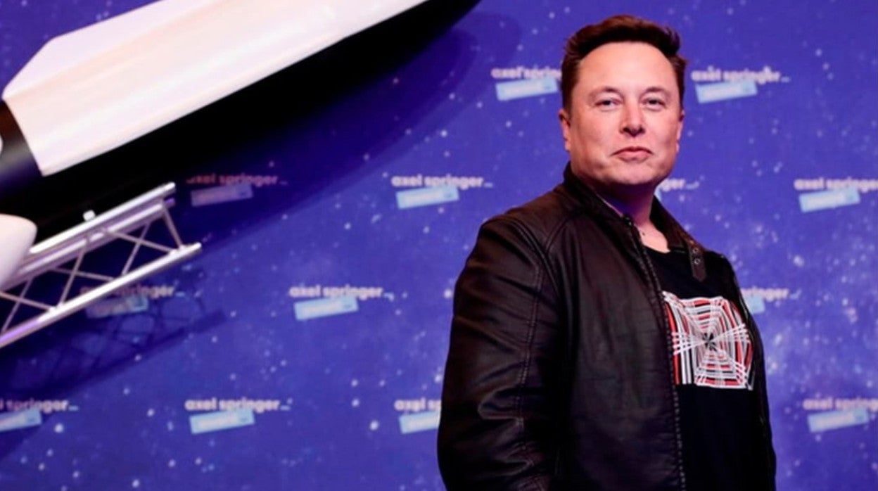 Elon Musk le ofrece a un tuitero 5.000 dólares por borrar su cuenta