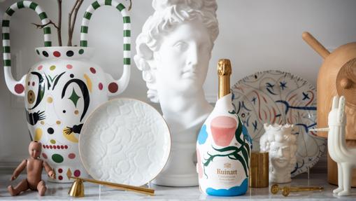 Una de las botellas de Ruinart con la obra de Jaime Hayon