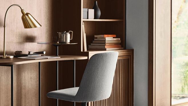 Si el despacho está integrado en el salón, su decoración debe estar en consonancia con la del resto del espacio