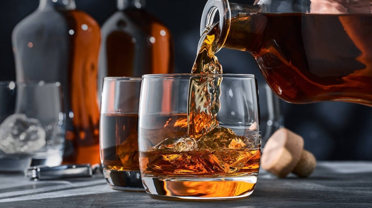 La botella de whisky más grande del mundo cuesta 1,3 millones de euros