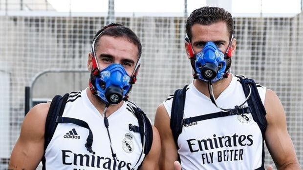 bisonte Seminario Ninguna Qué son las máscaras de hipoxia que usa el Real Madrid para su  entrenamiento?