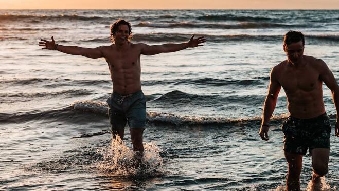 Aplica la crema solar cada dos horas y siempre después del baño o de haber realizado deporte, para proteger la piel de los efectos nocivos del sol.