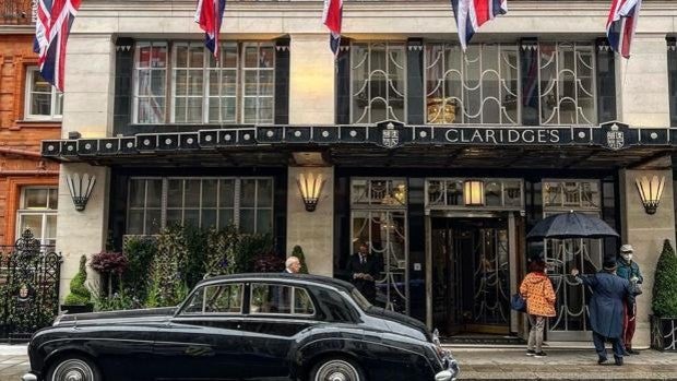 Así es el lujoso hotel donde se hospedan los reyes eméritos en Londres por el funeral de Isabel II