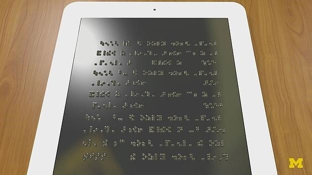 Una tableta braille para traducir gráficos y tablas