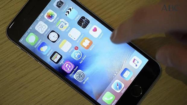 Las aplicaciones preinstaladas en el iPhone podrán borrarse