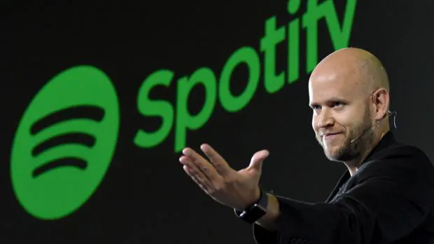 Daniel Ek, CEO del servicio de música en «streaming» sueco Spotify, en una rueda de prense en Tokio, Japón