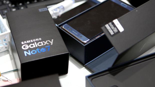 Samsung reparte un kit ignífugo para devolver el Note 7 mientras intenta vislumbrar un futuro incierto
