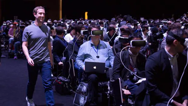 El creador de Facebook, Mark Zuckerberg, durante la pasada edición del MWC de Barcelona