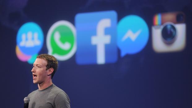 Mark Zuckerberg, fundador de Facebook, durante la intervención del evento F8