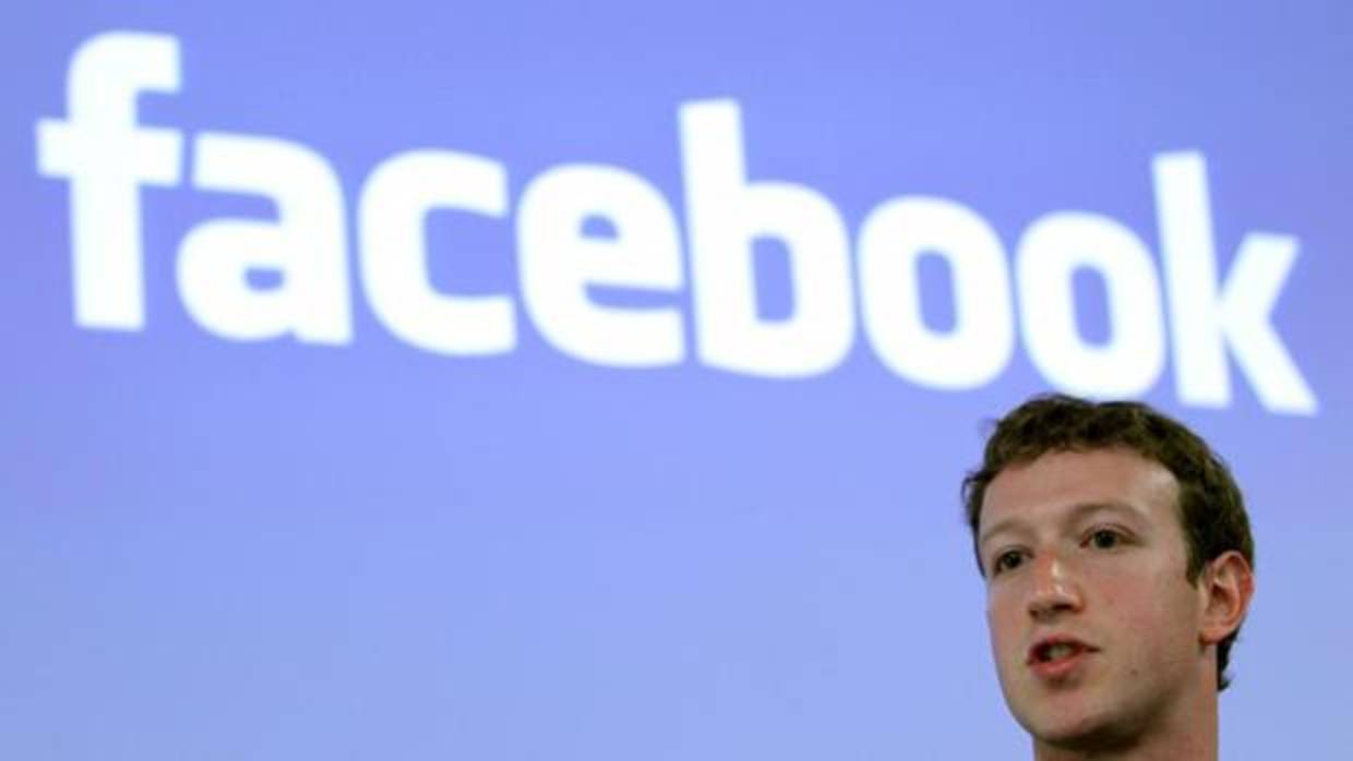 Mark zuckerberg, fundador de Facebook, en una conferencia