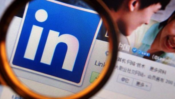 ¿Te pagan lo que mereces en tu sector? LinkedIn quiere saberlo