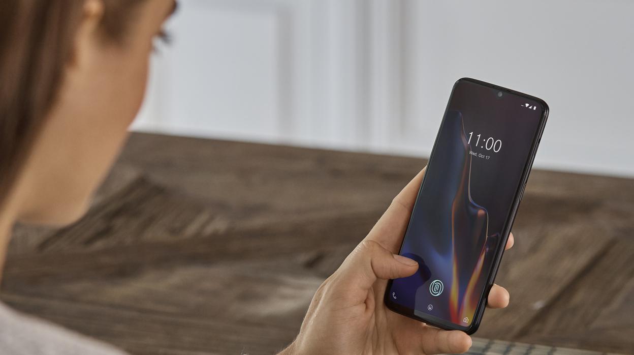 OnePlus 6T: un móvil con lo mejor de la gama alta, pero a la mitad de precio