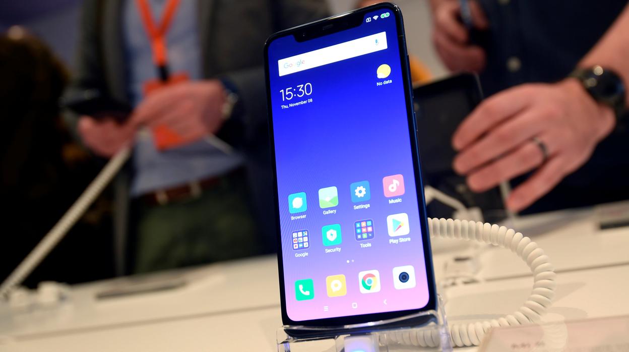 Xiaomi Mi 8 con pantalla AMOLED