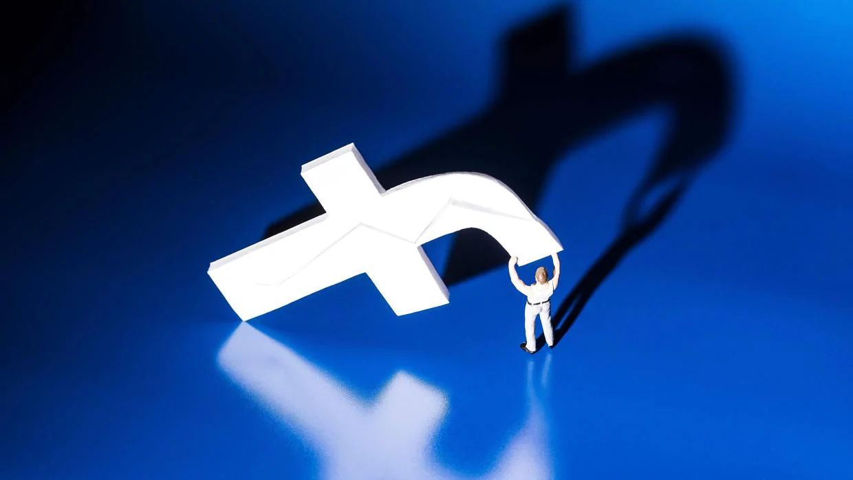 Por qué el paro y la corrupción preocupan menos a los que se informan por Facebook