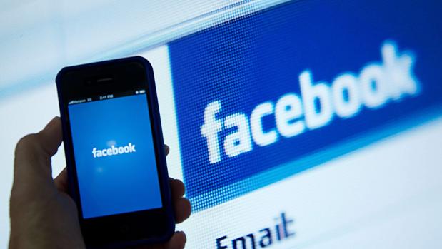 Facebook pagaba a adolescentes por espiar sus perfiles