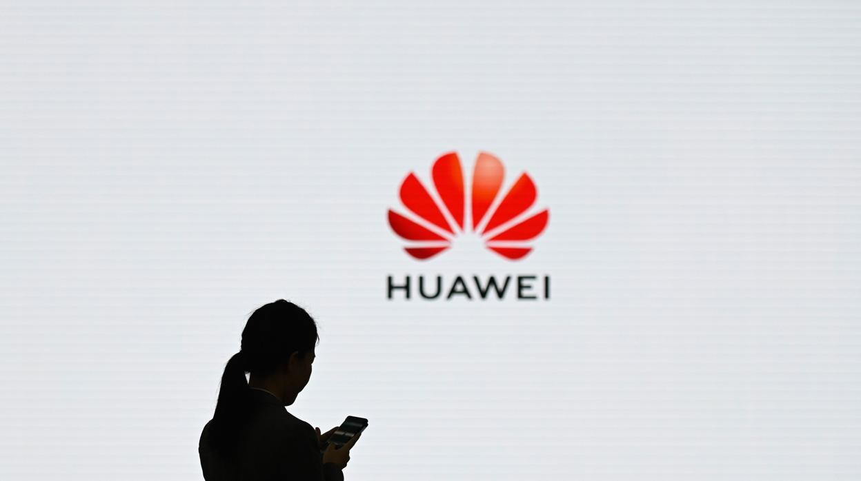 Bruselas ve una amenaza el avance de las compañías tecnológicas chinas y pide más protección de cara al 5G
