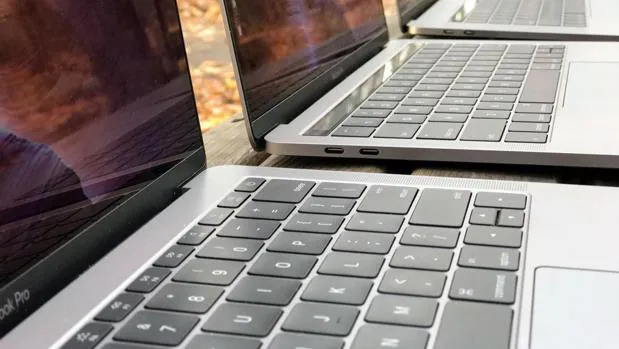 Apple actualiza sus ordenadores MacBook Pro con nuevos teclados después de las críticas