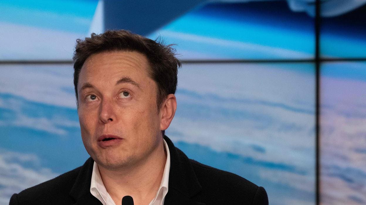 Elon Musk, magnate de la tecnología, durante la presentación del proyecto