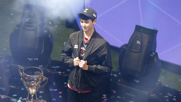 Fortnite World Cup: este chico de solo 16 años se lleva 3 millones de dólares por ser el mejor