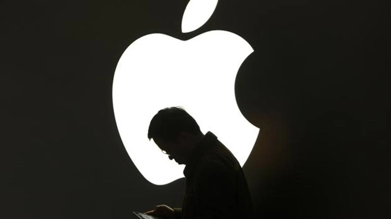 Apple suspende el programa por el que terceros escuchaban tus conversaciones con Siri