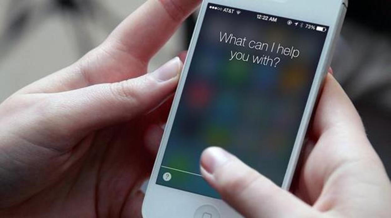 Apple modificó a Siri para que no se mojase sobre el feminismo y el movimiento #MeToo