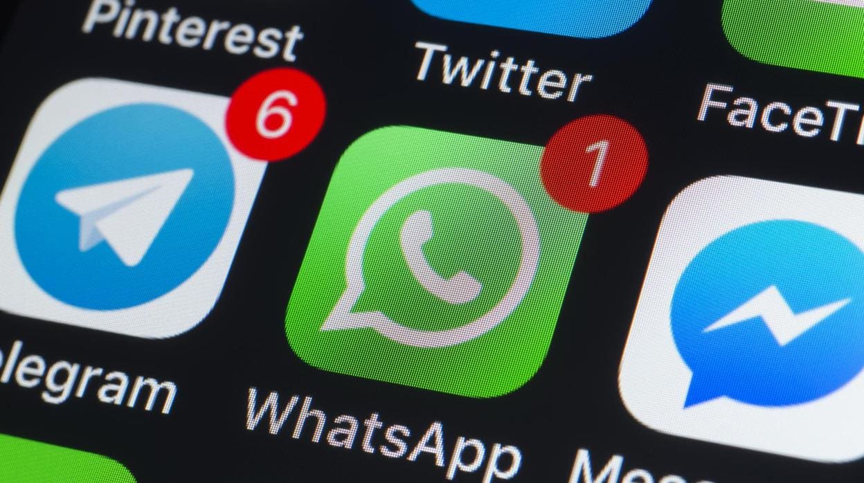 WhatsApp, principal servicio de mensajería, en el punto de mira por sus políticas contra los bulos