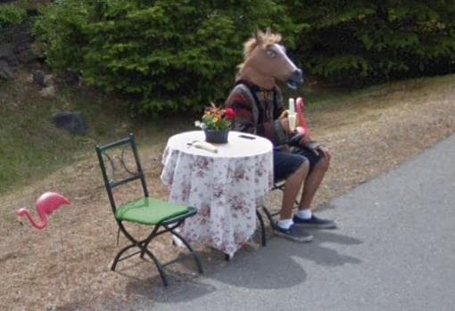 La extraña imagen del «hombre caballo» que ha dejado a Google Maps sin palabras