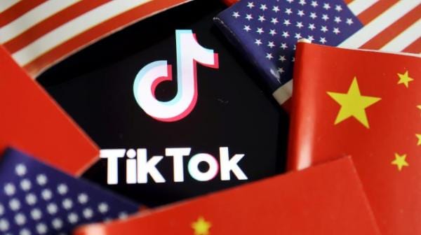 El director ejecutivo de TikTok deja la compañía en plena guerra con la Administración Trump