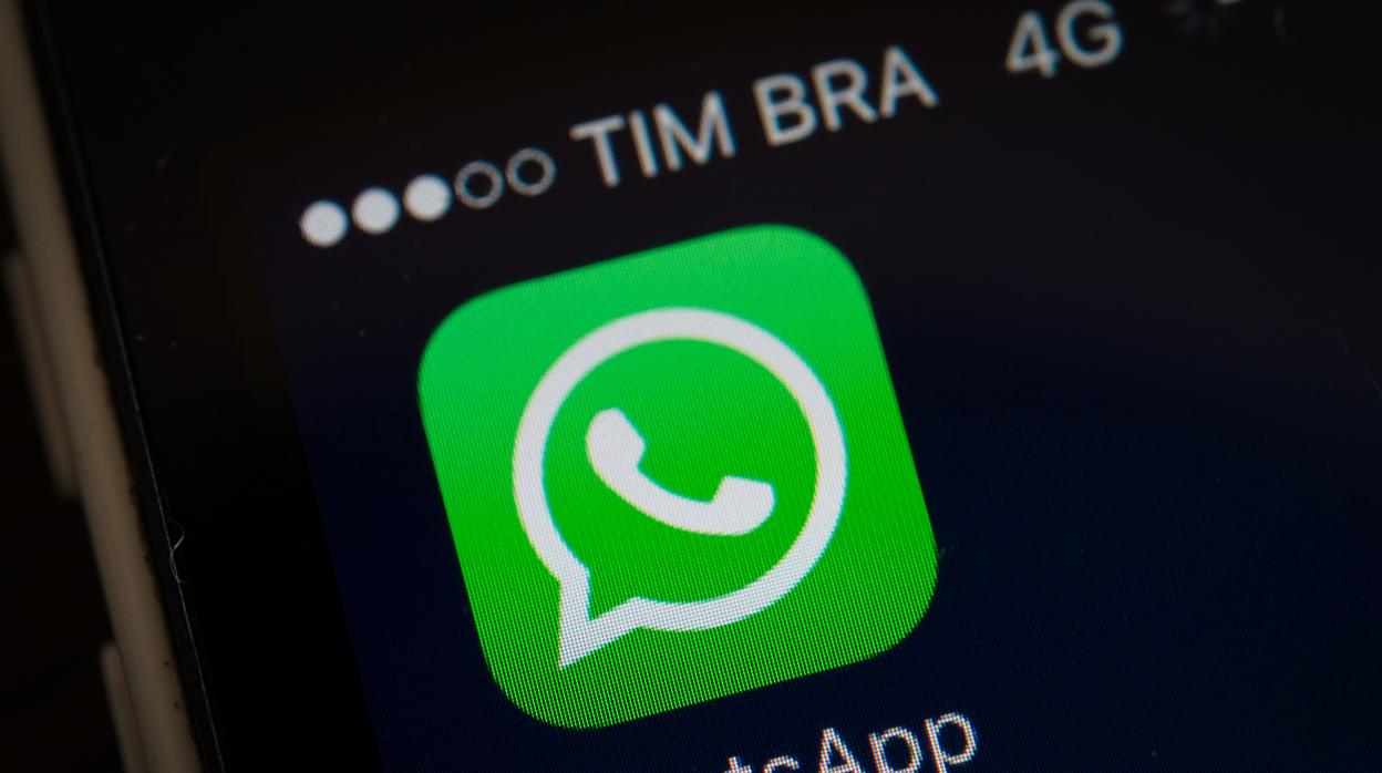 WhatsApp se afianza como el primer canal de bulos de Covid, que aumentan