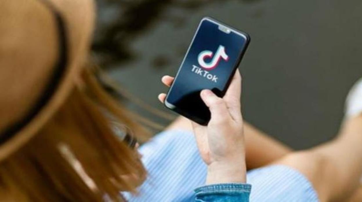 El truco para controlar los vídeos que ven tus hijos en TikTok