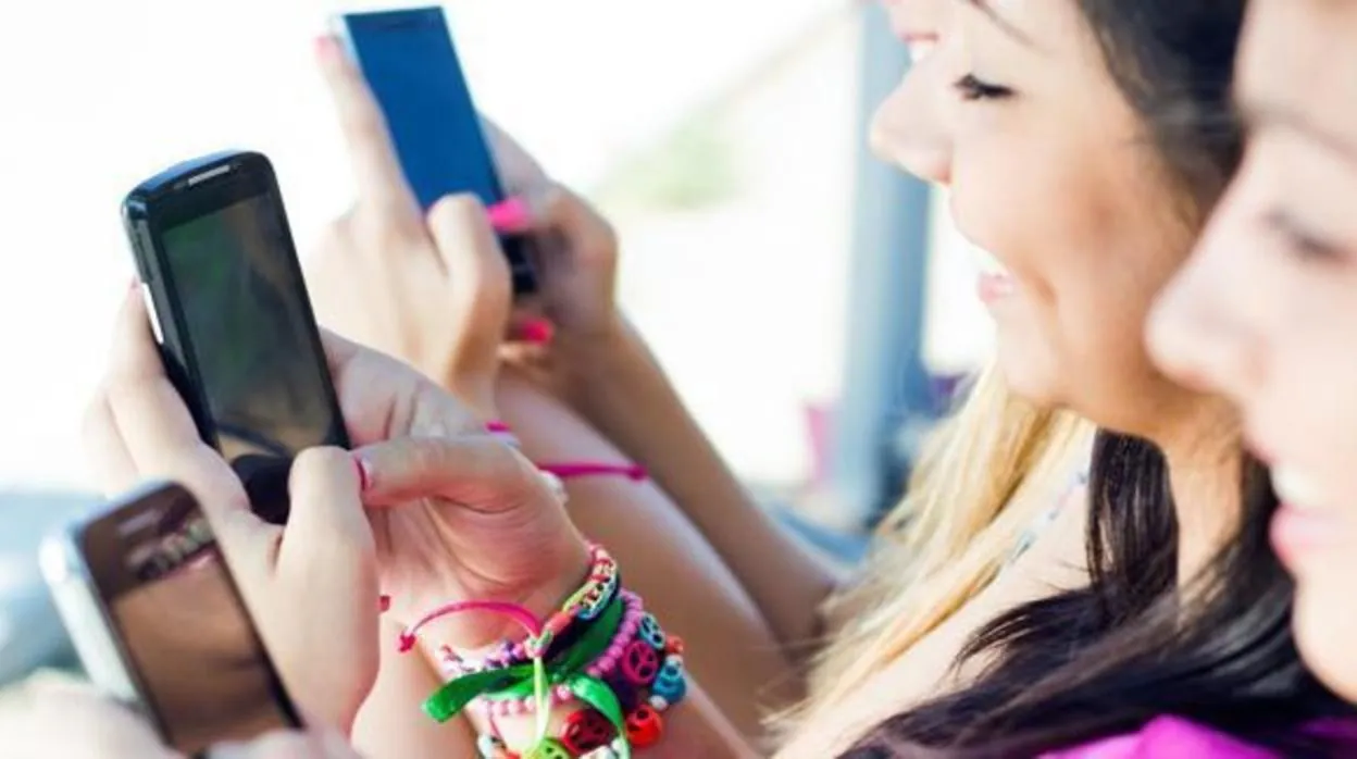 Instagram es tóxico para muchas adolescentes y Facebook lo sabe