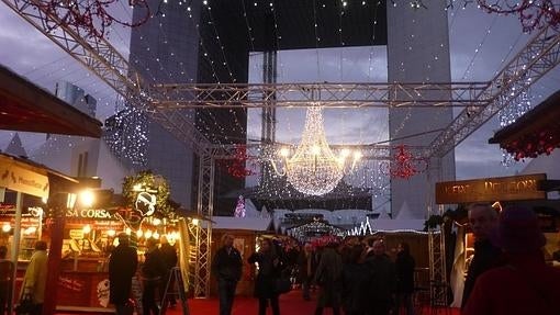 Mercadillo de Navidad en La Défense, París