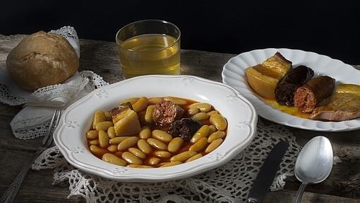 La fabada asturiana es uno de los platos más típicos