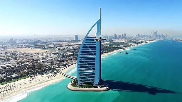 Hotel Burj Al Arab, visto desde el aire