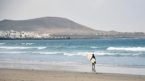 Las mejores playas para hacer surf en invierno