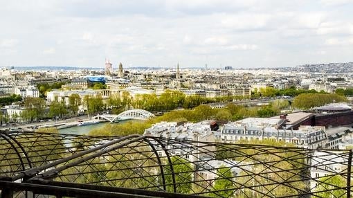 Cómo dormir en el interior de la Torre Eiffel