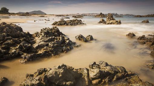 Brumas en la playa de Trengandín