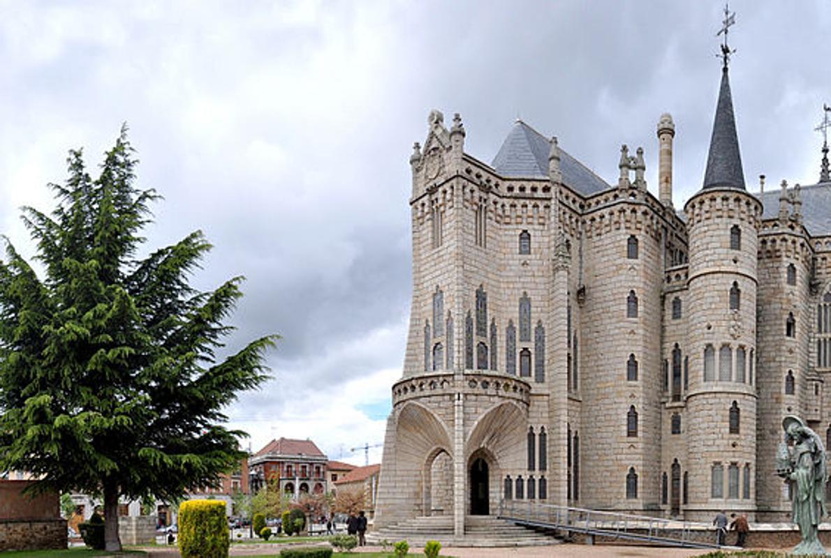 Palacio Episcopal de Astorga, de estilo neogótico