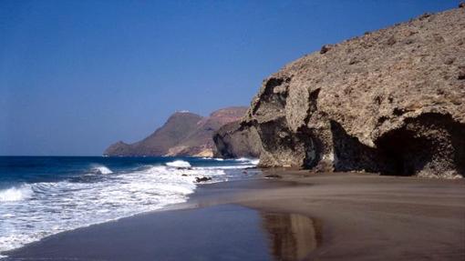 Playa del Mónsul. Fuente:andalucia.org