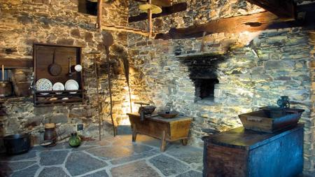 Interior de la casa natal del Marqués de Sargadelos, cerca de Santa Eulalia de Oscos