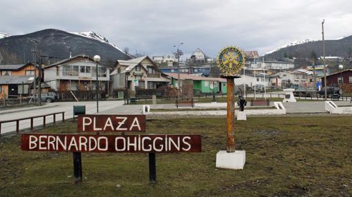 lA joven población de Puerto Williams se dedicada a la pesca de la centolla y al turismo